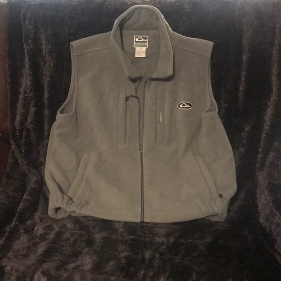 drake's vest